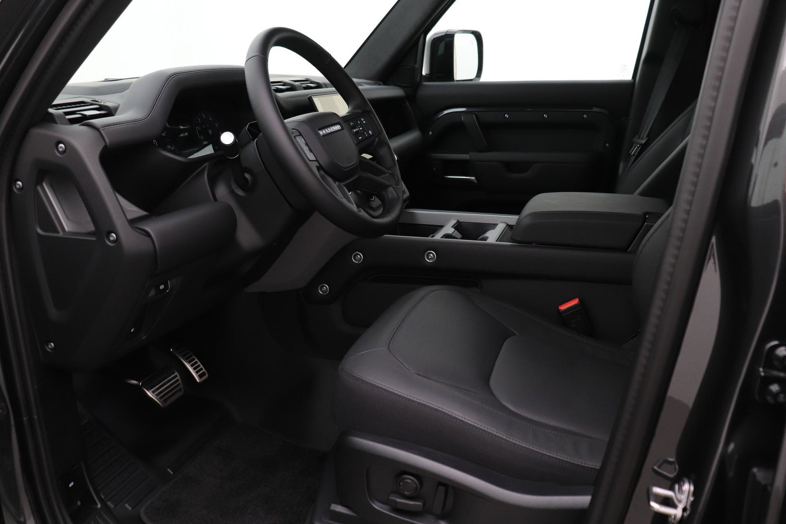 Land Rover Defender 2.0 P300e 110 X | FACELIFT | Explorer Pack | ClearSight | Meridian Surround | Trekhaak | Luchtvering | Koelbox | Panoramadak