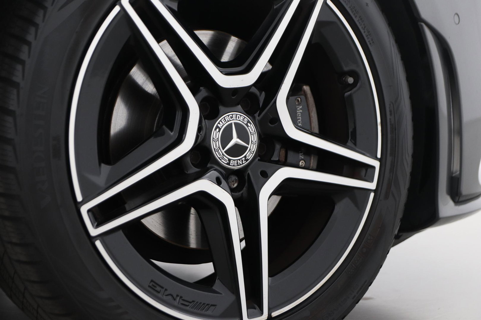 Mercedes-Benz CLA Shooting Brake 180 Advantage | Camera | PDC V+A | Stoelverwarming | Getint Glas | 18 Inch