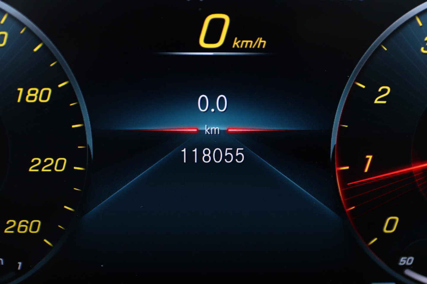 Mercedes-Benz CLA Shooting Brake 180 Advantage | Camera | PDC V+A | Stoelverwarming | Getint Glas | 18 Inch