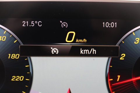 Mercedes-Benz CLA Shooting Brake 180 Advantage | Camera | PDC V+A | Stoelverwarming | Getint Glas | 18 Inch