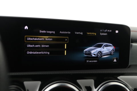 Mercedes-Benz CLA Shooting Brake 180 Advantage | Camera | PDC V+A | Stoelverwarming | Getint Glas | 18 Inch