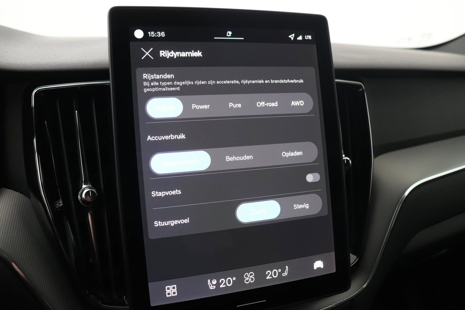 Volvo XC60 T8 Plug-in hybrid Plus Black Edition | FACELIFT | 360° Camera | harman/kardon | ACC | Stoel+Stuurverwarming | BLIS