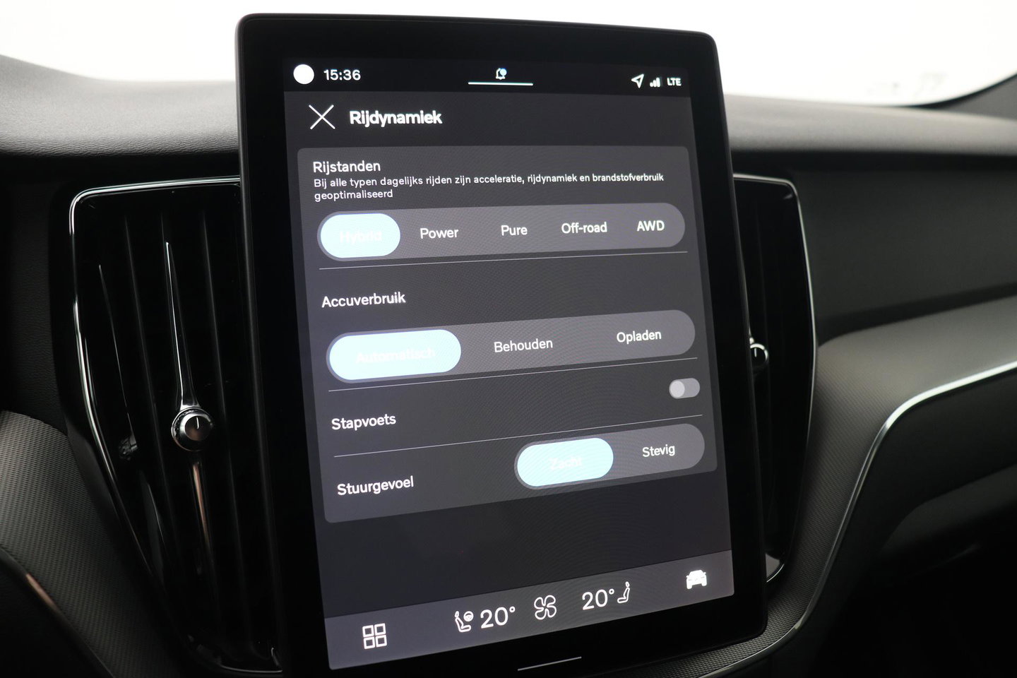 Volvo XC60 T8 Plug-in hybrid Plus Black Edition | FACELIFT | 360° Camera | harman/kardon | ACC | Stoel+Stuurverwarming | BLIS