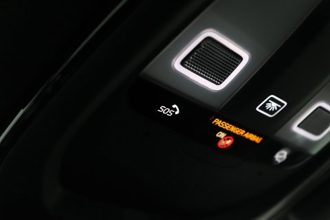 Volvo XC60 T8 Plug-in hybrid Plus Black Edition | FACELIFT | 360° Camera | harman/kardon | ACC | Stoel+Stuurverwarming | BLIS