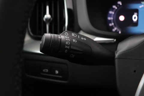 Volvo XC60 T8 Plug-in hybrid Plus Black Edition | FACELIFT | 360° Camera | harman/kardon | ACC | Stoel+Stuurverwarming | BLIS