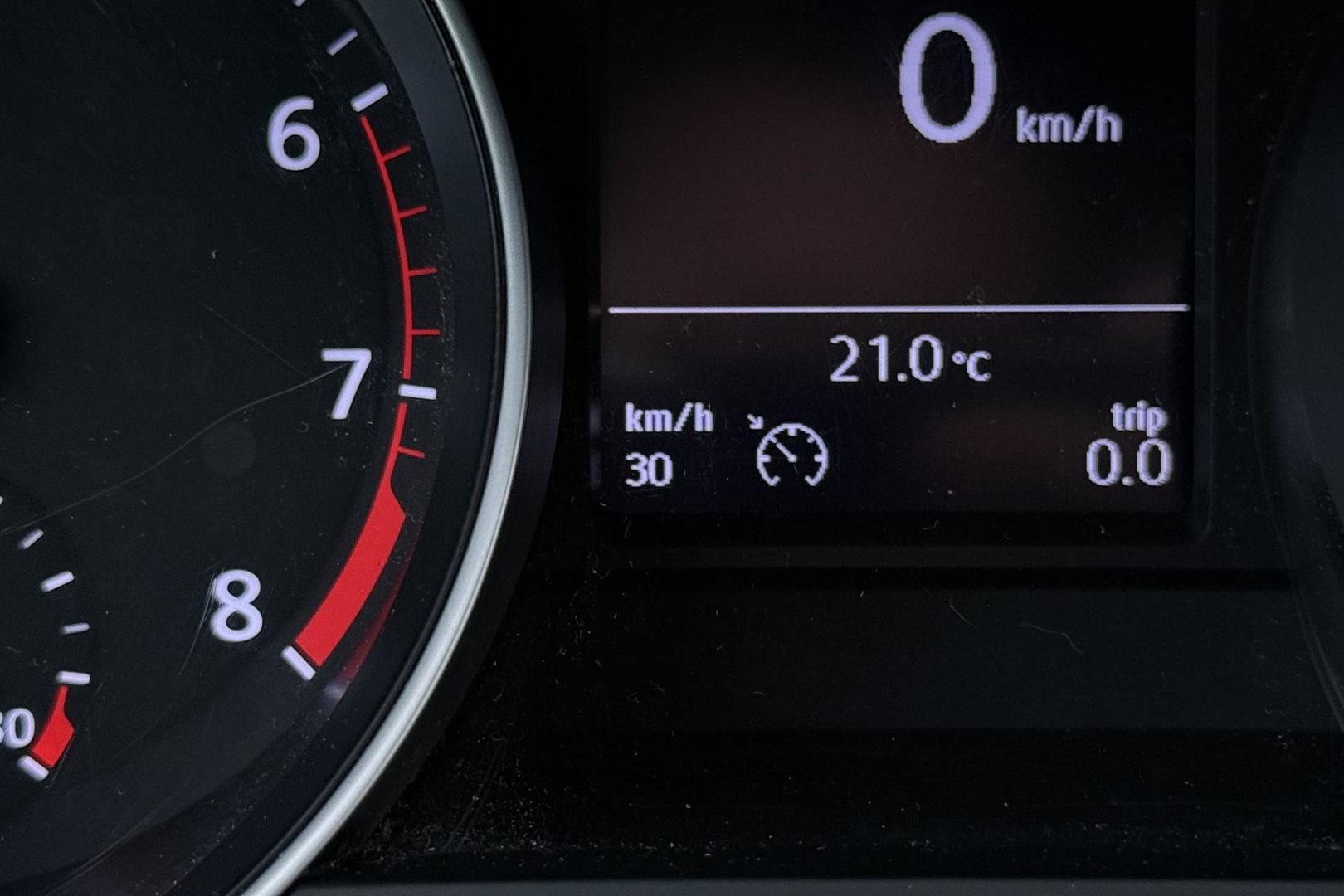 Volkswagen Passat Variant 1.4 TSI Comfortline | Trekhaak | LED | Keyless-Go | 3-Zone Climate | PDC Voor+Achter | Cruise Control