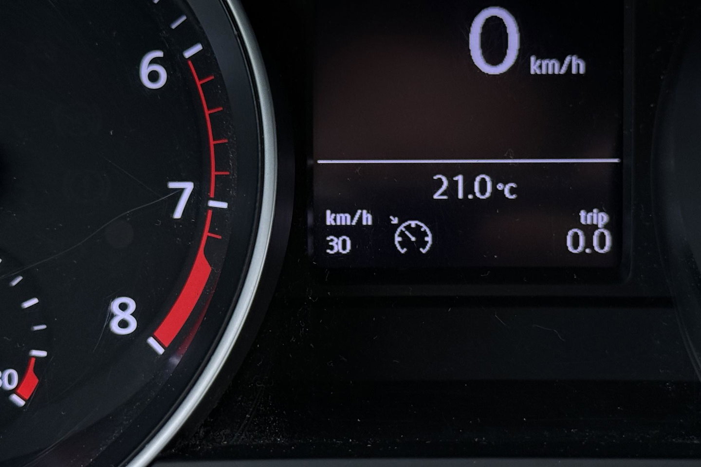 Volkswagen Passat Variant 1.4 TSI Comfortline | Trekhaak | LED | Keyless-Go | 3-Zone Climate | PDC Voor+Achter | Cruise Control