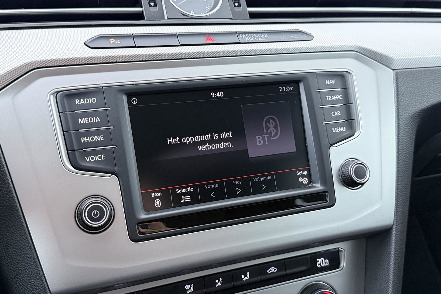 Volkswagen Passat Variant 1.4 TSI Comfortline | Trekhaak | LED | Keyless-Go | 3-Zone Climate | PDC Voor+Achter | Cruise Control