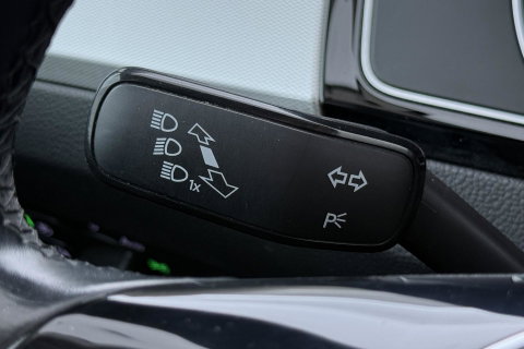 Volkswagen Passat Variant 1.4 TSI Comfortline | Trekhaak | LED | Keyless-Go | 3-Zone Climate | PDC Voor+Achter | Cruise Control