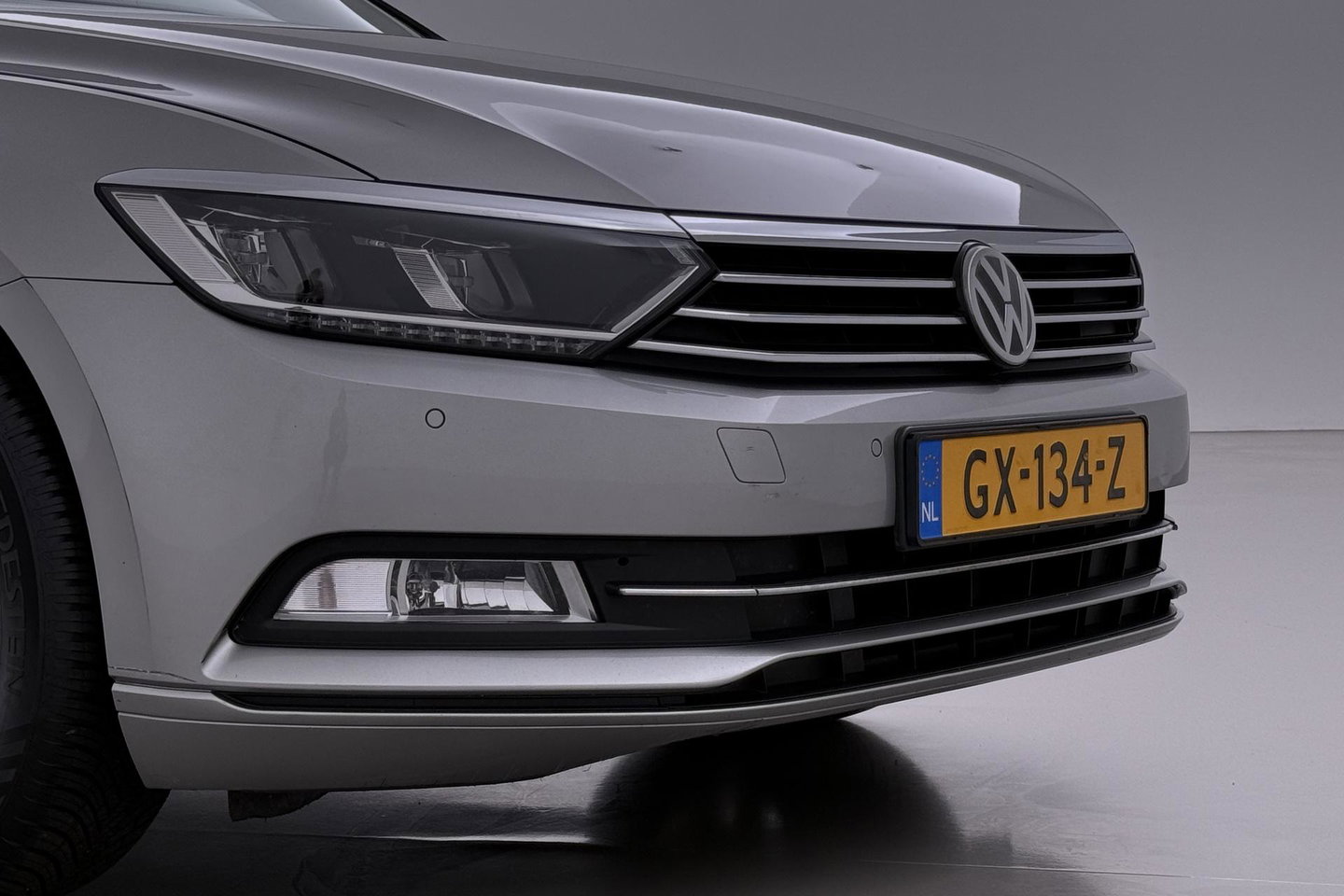 Volkswagen Passat Variant 1.4 TSI Comfortline | Trekhaak | LED | Keyless-Go | 3-Zone Climate | PDC Voor+Achter | Cruise Control