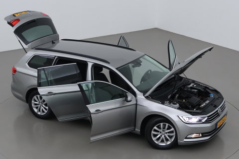 Volkswagen Passat Variant 1.4 TSI Comfortline | Trekhaak | LED | Keyless-Go | 3-Zone Climate | PDC Voor+Achter | Cruise Control
