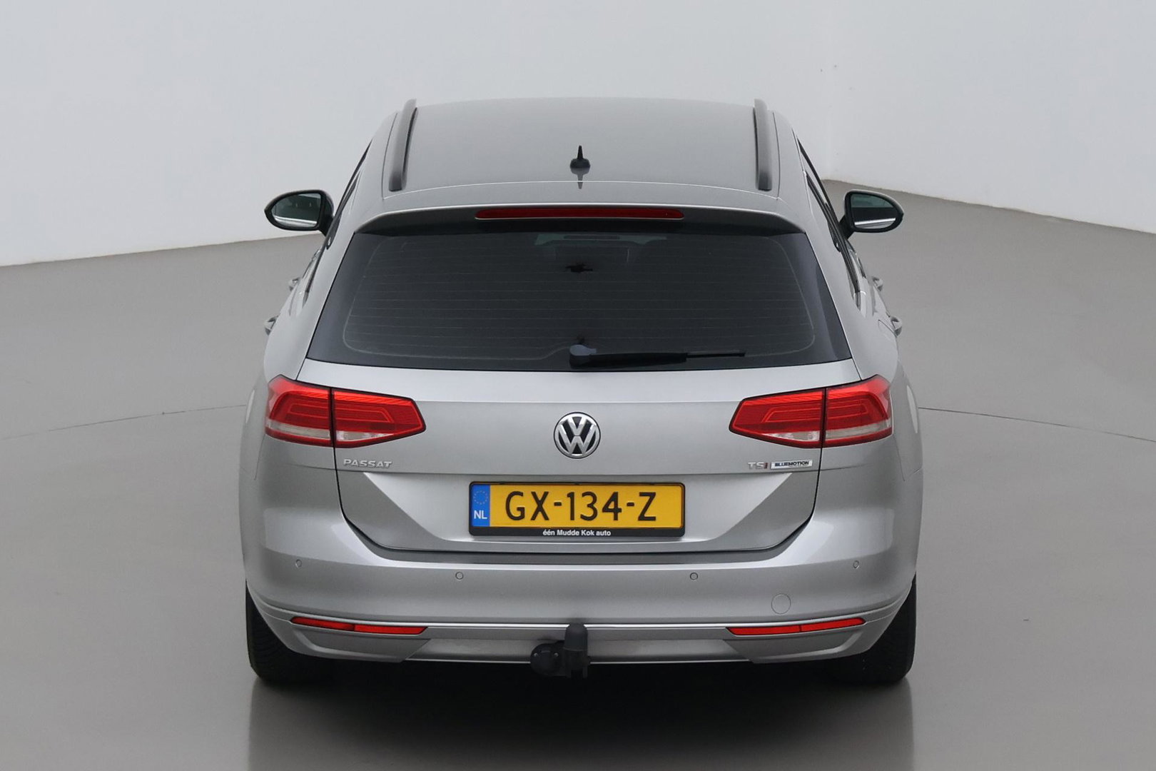Volkswagen Passat Variant 1.4 TSI Comfortline | Trekhaak | LED | Keyless-Go | 3-Zone Climate | PDC Voor+Achter | Cruise Control