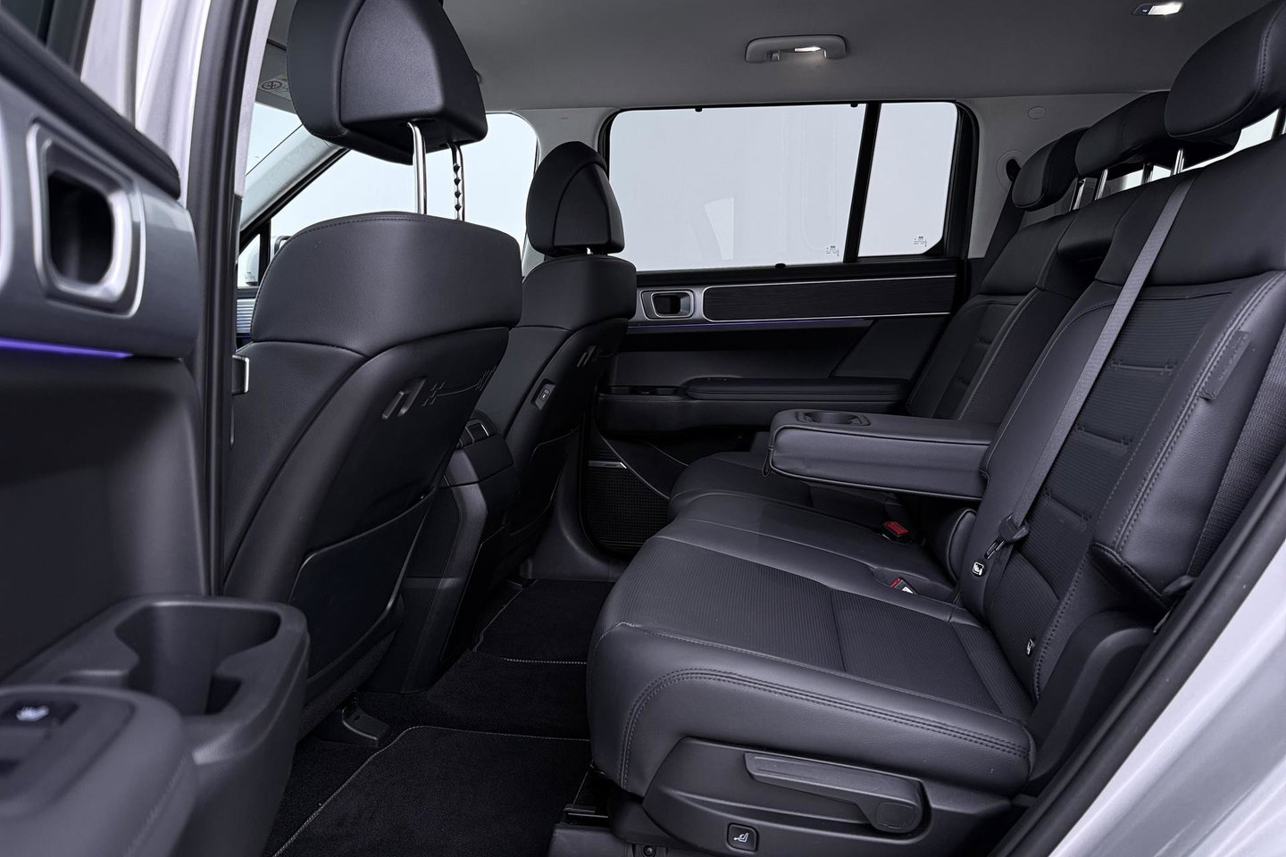 Hyundai Santa Fe 1.6 T-GDI PHEV Black Line 4WD 7p | ACC | Head-Up | Trekhaak | Stoelventilatie | BOSE Audio | 20 Inch