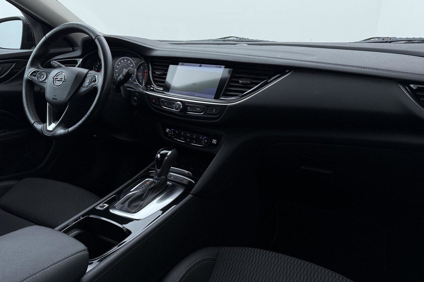Opel Insignia Sports Tourer 1.5 Turbo Innovation | ACC | Automaat | Stoel+Stuurverwarming | Camera | Keyless