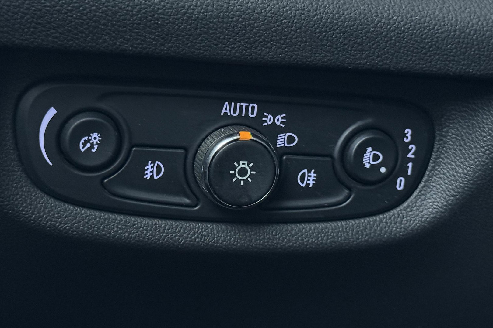 Opel Insignia Sports Tourer 1.5 Turbo Innovation | ACC | Automaat | Stoel+Stuurverwarming | Camera | Keyless