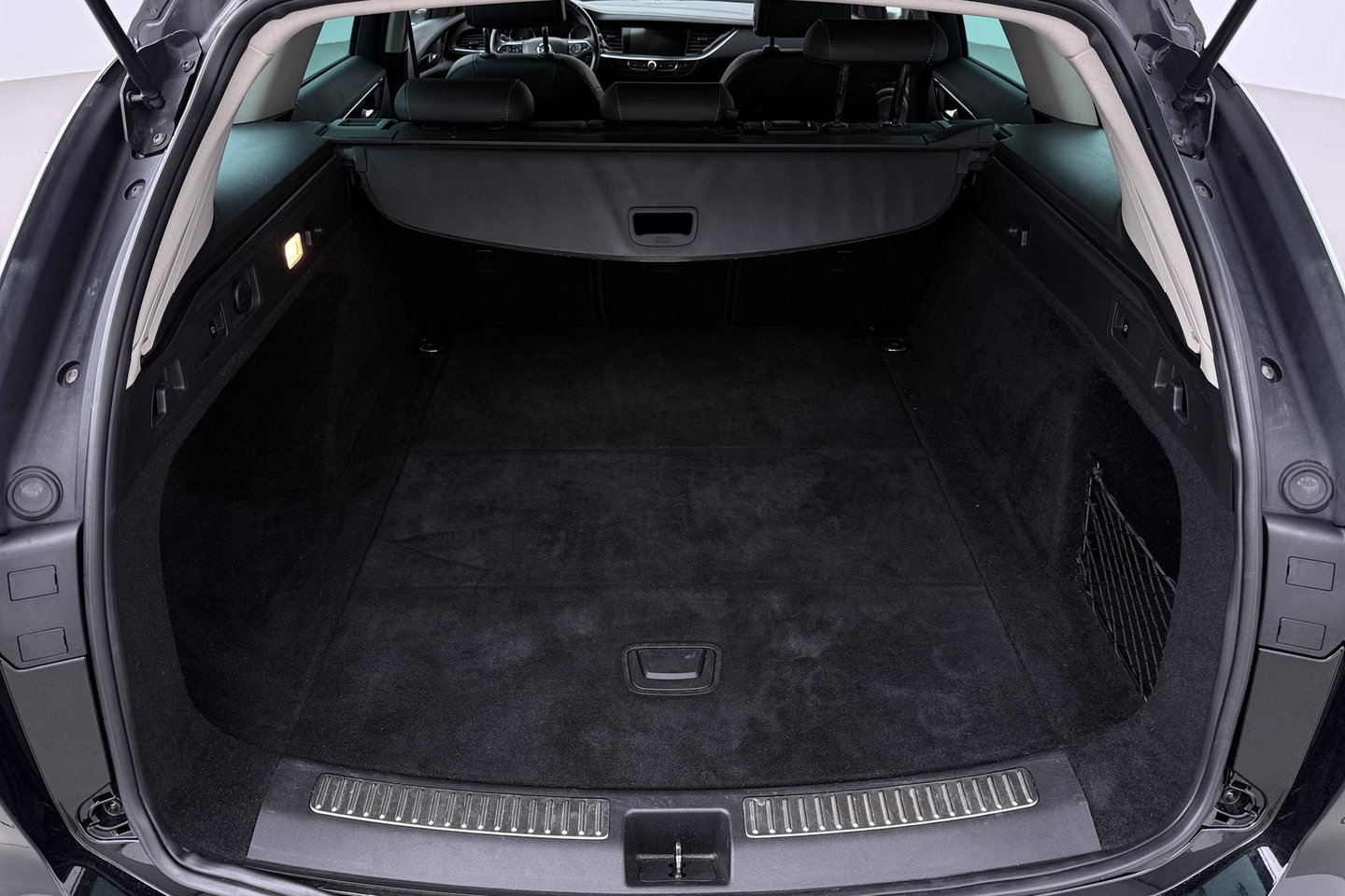 Opel Insignia Sports Tourer 1.5 Turbo Innovation | ACC | Automaat | Stoel+Stuurverwarming | Camera | Keyless