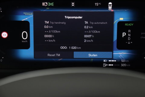 Volvo XC90 T8 Plug-in hybrid Ultra Bright | Bowers&Wilkins | Luchtvering | Massage | 22 Inch | Trekhaak | Head-Up