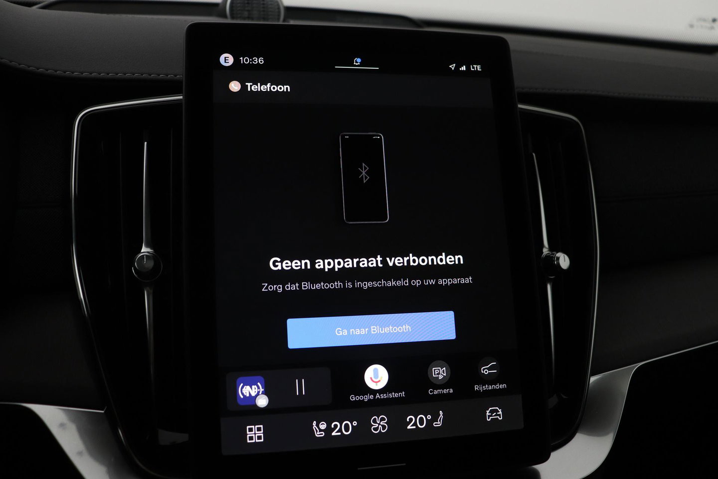 Volvo XC90 T8 Plug-in hybrid Ultra Bright | Bowers&Wilkins | Luchtvering | Massage | 22 Inch | Trekhaak | Head-Up