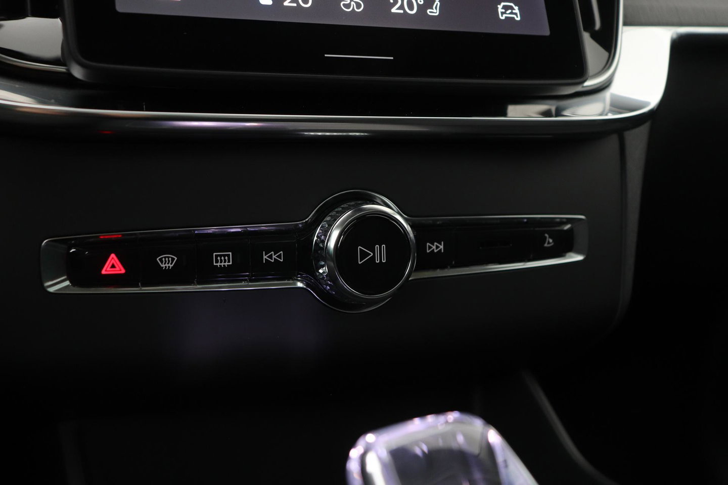 Volvo XC90 T8 Plug-in hybrid Ultra Bright | Bowers&Wilkins | Luchtvering | Massage | 22 Inch | Trekhaak | Head-Up