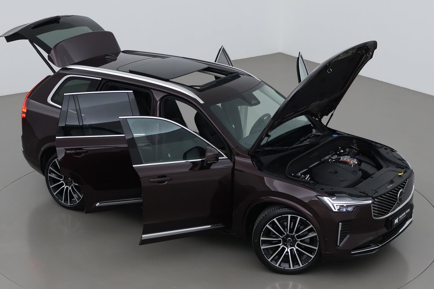 Volvo XC90 T8 Plug-in hybrid Ultra Bright | Bowers&Wilkins | Luchtvering | Massage | 22 Inch | Trekhaak | Head-Up