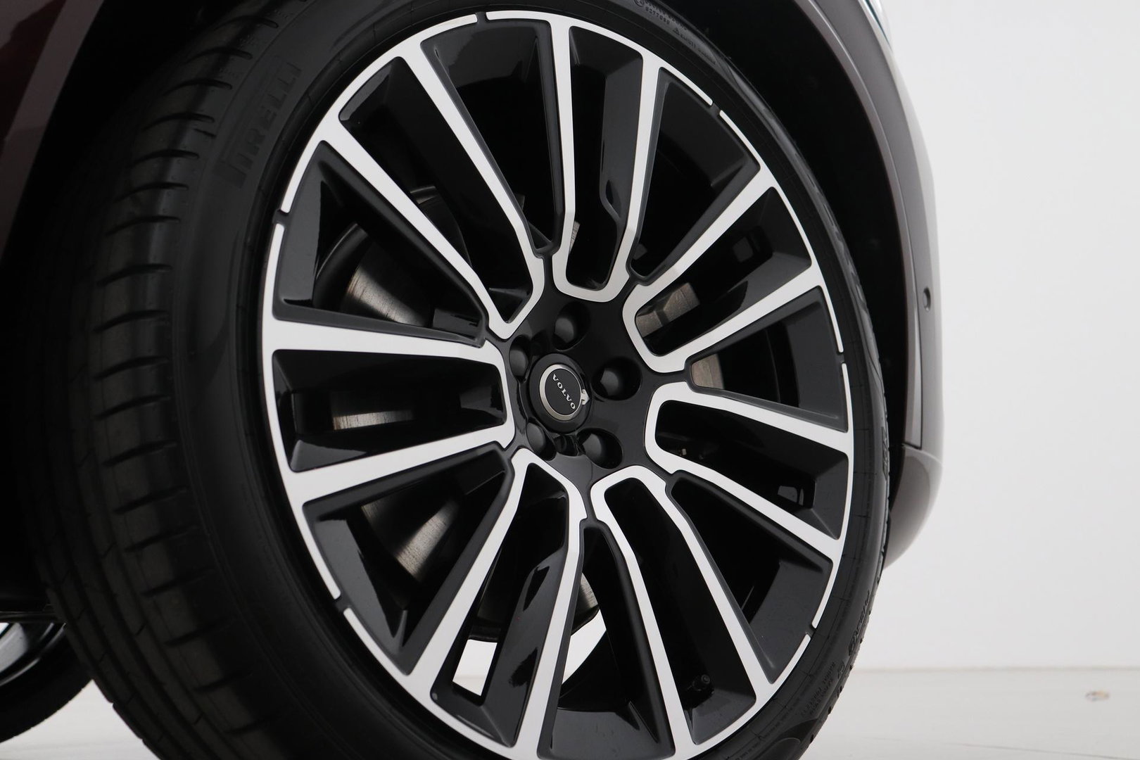 Volvo XC90 T8 Plug-in hybrid Ultra Bright | Bowers&Wilkins | Luchtvering | Massage | 22 Inch | Trekhaak | Head-Up