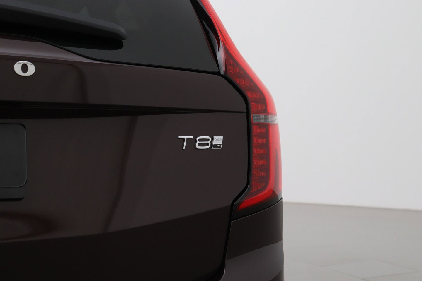 Volvo XC90 T8 Plug-in hybrid Ultra Bright | Bowers&Wilkins | Luchtvering | Massage | 22 Inch | Trekhaak | Head-Up
