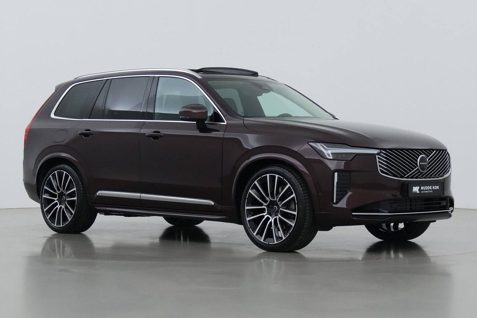 Volvo XC90 T8 Plug-in hybrid Ultra Bright | Bowers&Wilkins | Luchtvering | Massage | 22 Inch | Trekhaak | Head-Up