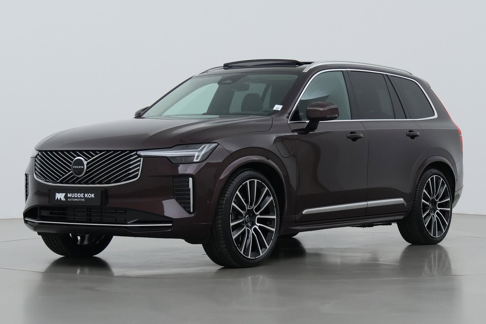 Volvo XC90 T8 Plug-in hybrid Ultra Bright | Bowers&Wilkins | Luchtvering | Massage | 22 Inch | Trekhaak | Head-Up