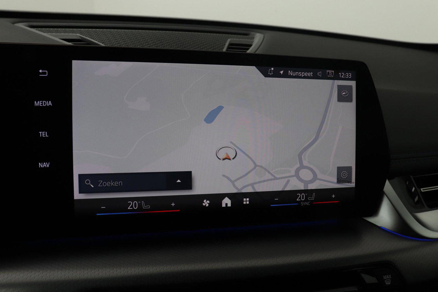 BMW X1 sDrive18i | M-Sport | Stoelverwarming | Camera | Apple Carplay | 18 Inch | Keyless
