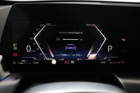BMW X1 sDrive18i | M-Sport | Stoelverwarming | Camera | Apple Carplay | 18 Inch | Keyless