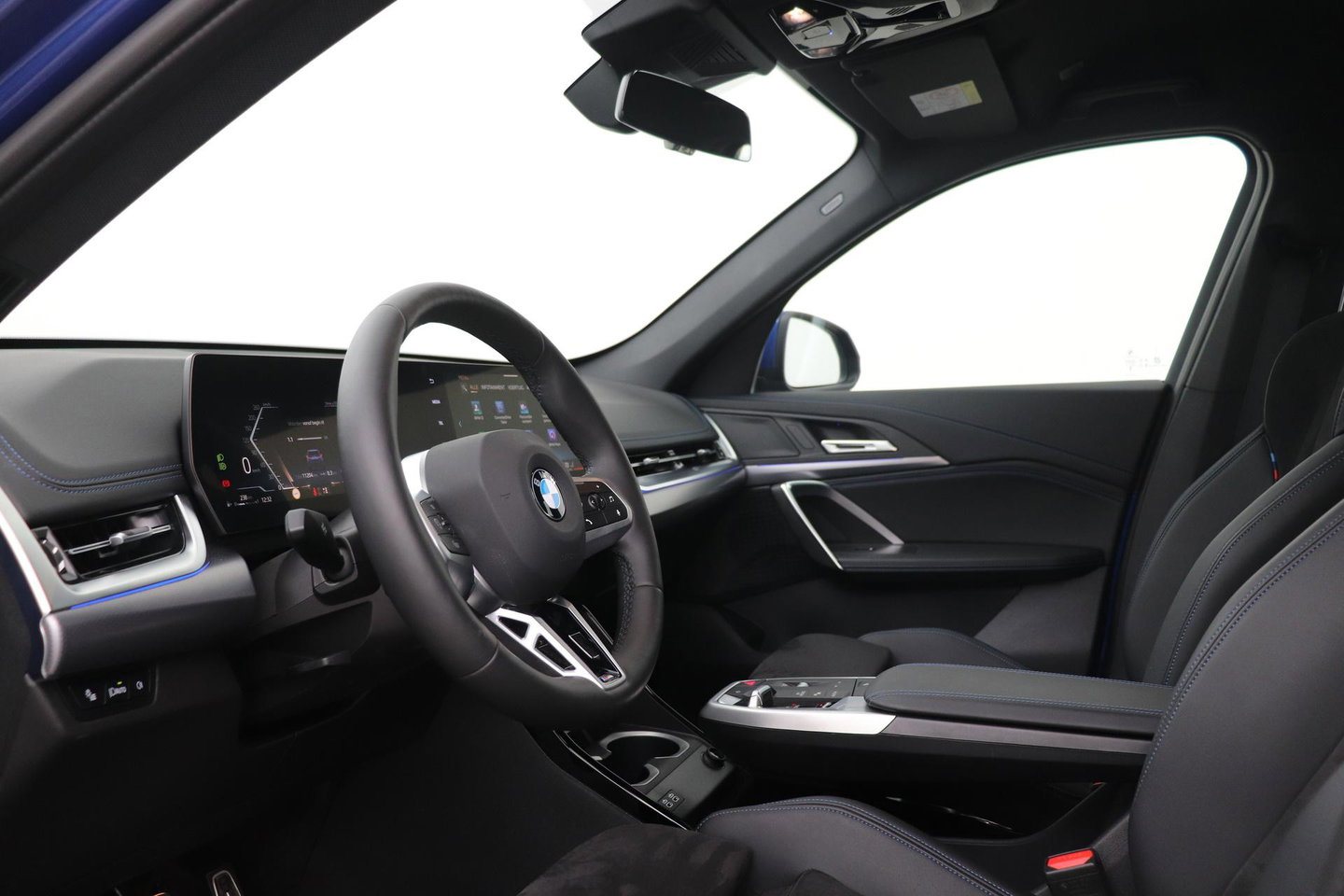 BMW X1 sDrive18i | M-Sport | Stoelverwarming | Camera | Apple Carplay | 18 Inch | Keyless