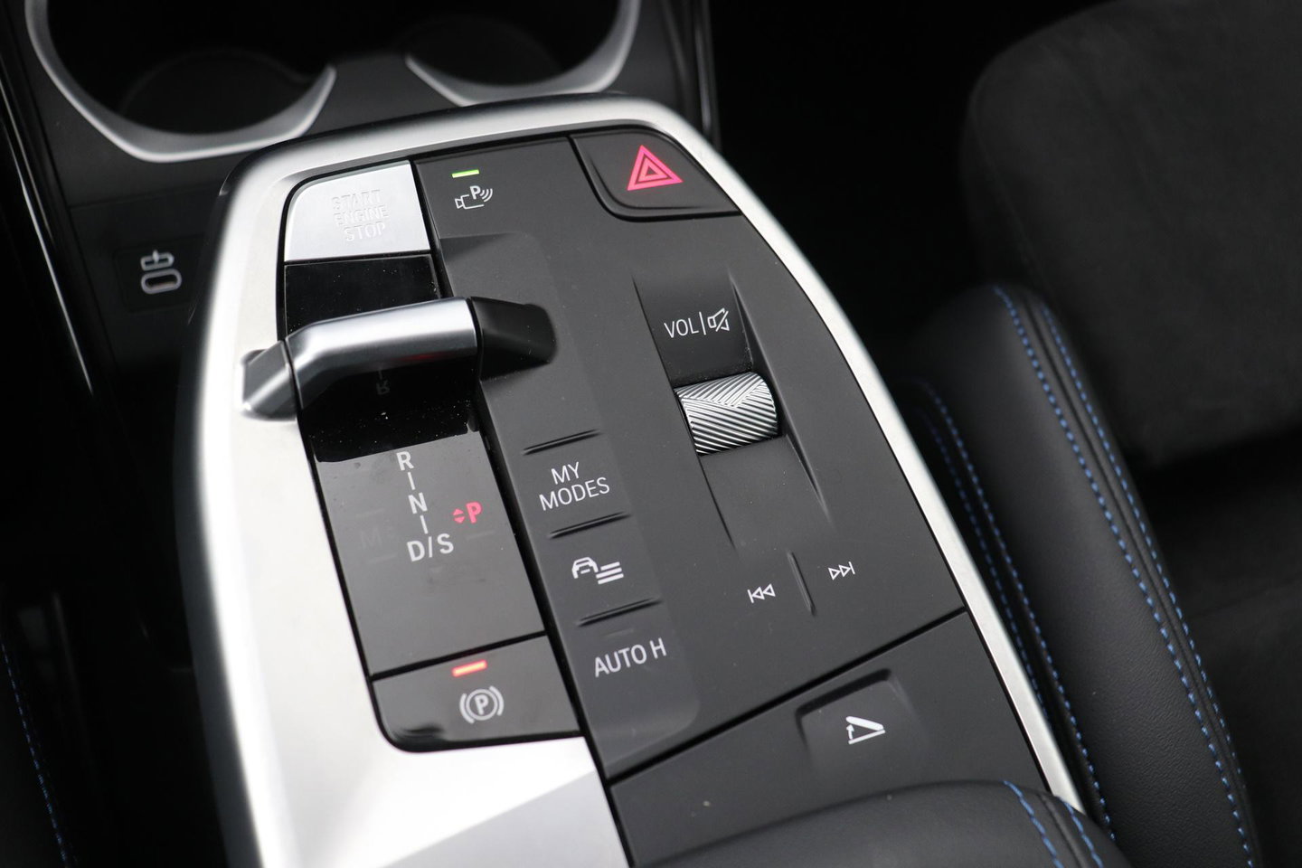 BMW X1 sDrive18i | M-Sport | Stoelverwarming | Camera | Apple Carplay | 18 Inch | Keyless