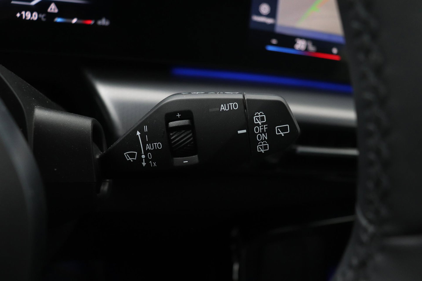 BMW X1 sDrive18i | M-Sport | Stoelverwarming | Camera | Apple Carplay | 18 Inch | Keyless