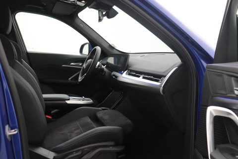 BMW X1 sDrive18i | M-Sport | Stoelverwarming | Camera | Apple Carplay | 18 Inch | Keyless