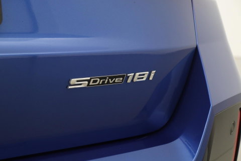 BMW X1 sDrive18i | M-Sport | Stoelverwarming | Camera | Apple Carplay | 18 Inch | Keyless
