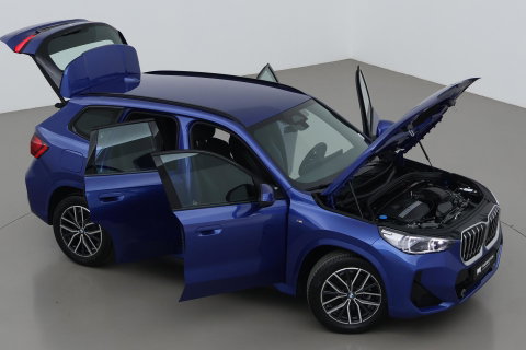 BMW X1 sDrive18i | M-Sport | Stoelverwarming | Camera | Apple Carplay | 18 Inch | Keyless