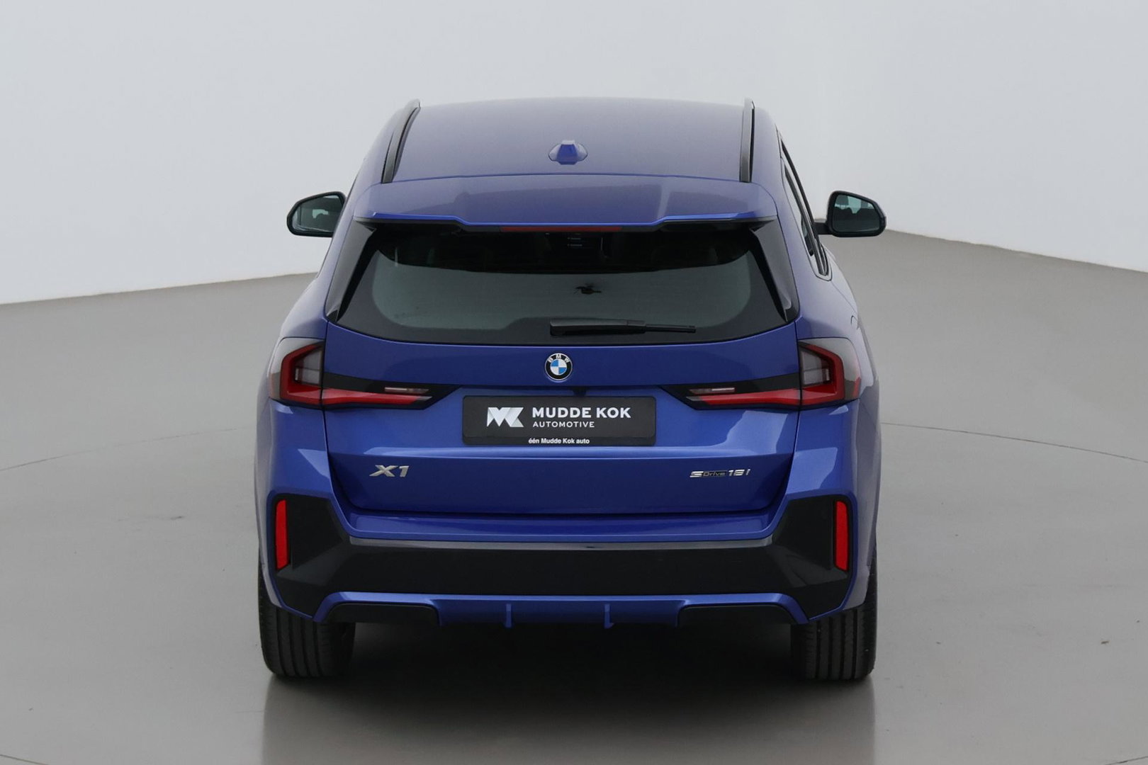 BMW X1 sDrive18i | M-Sport | Stoelverwarming | Camera | Apple Carplay | 18 Inch | Keyless