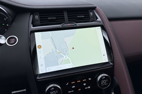Jaguar E-PACE P300e AWD R-Dynamic S | ACC | Panoramadak | Memory | Camera | Stoelverwarming | 18 inch