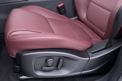 Jaguar E-PACE P300e AWD R-Dynamic S | ACC | Panoramadak | Memory | Camera | Stoelverwarming | 18 inch