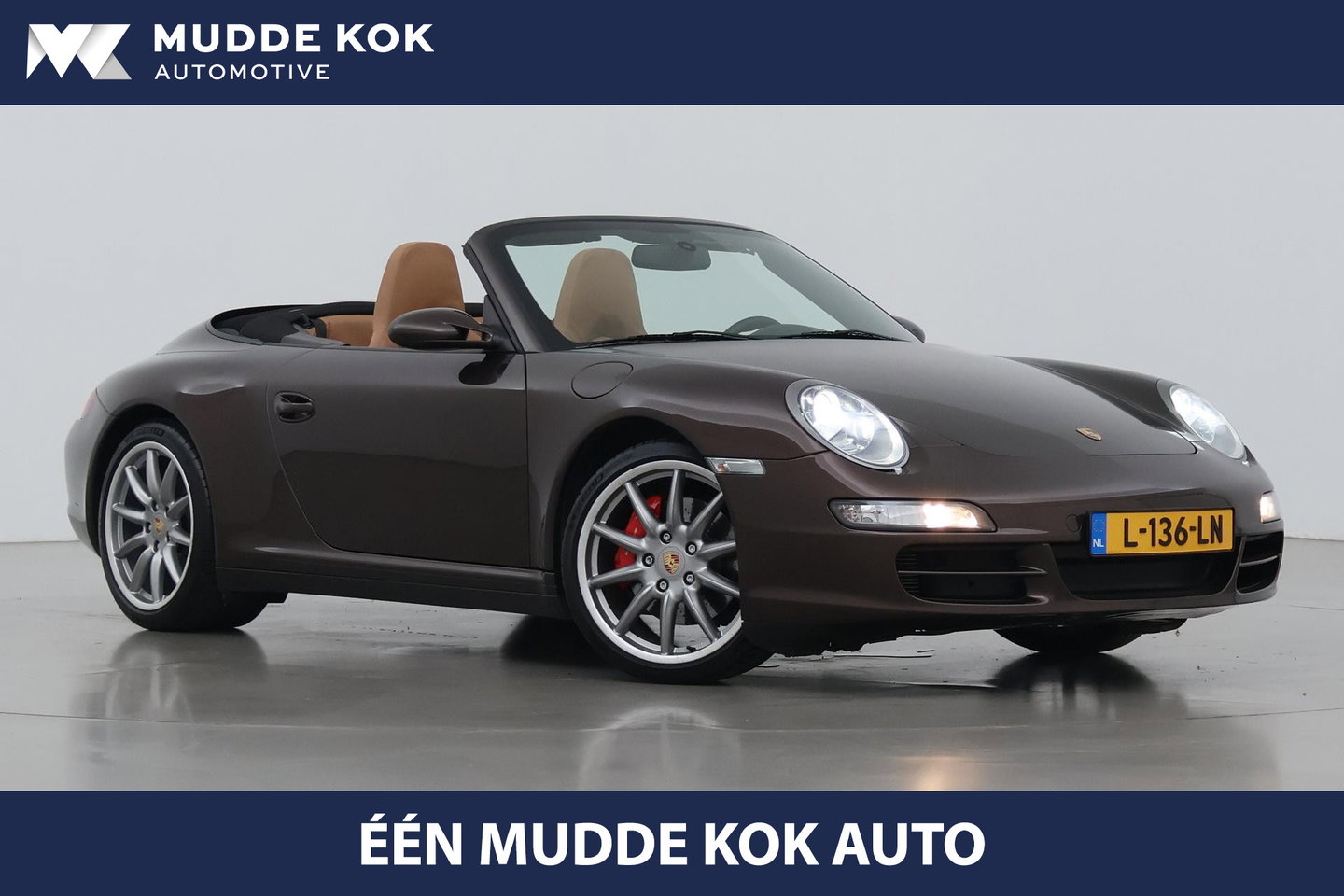 Porsche 911 Cabrio 3.8 Carrera 4S 997.1 | Handgeschakeld | Macadamia Metallic | Memory | 19 inch
