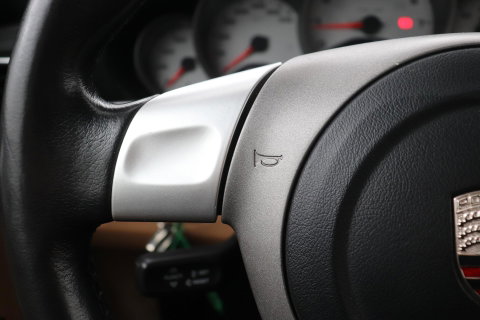 Porsche 911 Cabrio 3.8 Carrera 4S 997.1 | Handgeschakeld | Macadamia Metallic | Memory | 19 inch