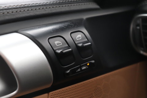 Porsche 911 Cabrio 3.8 Carrera 4S 997.1 | Handgeschakeld | Macadamia Metallic | Memory | 19 inch