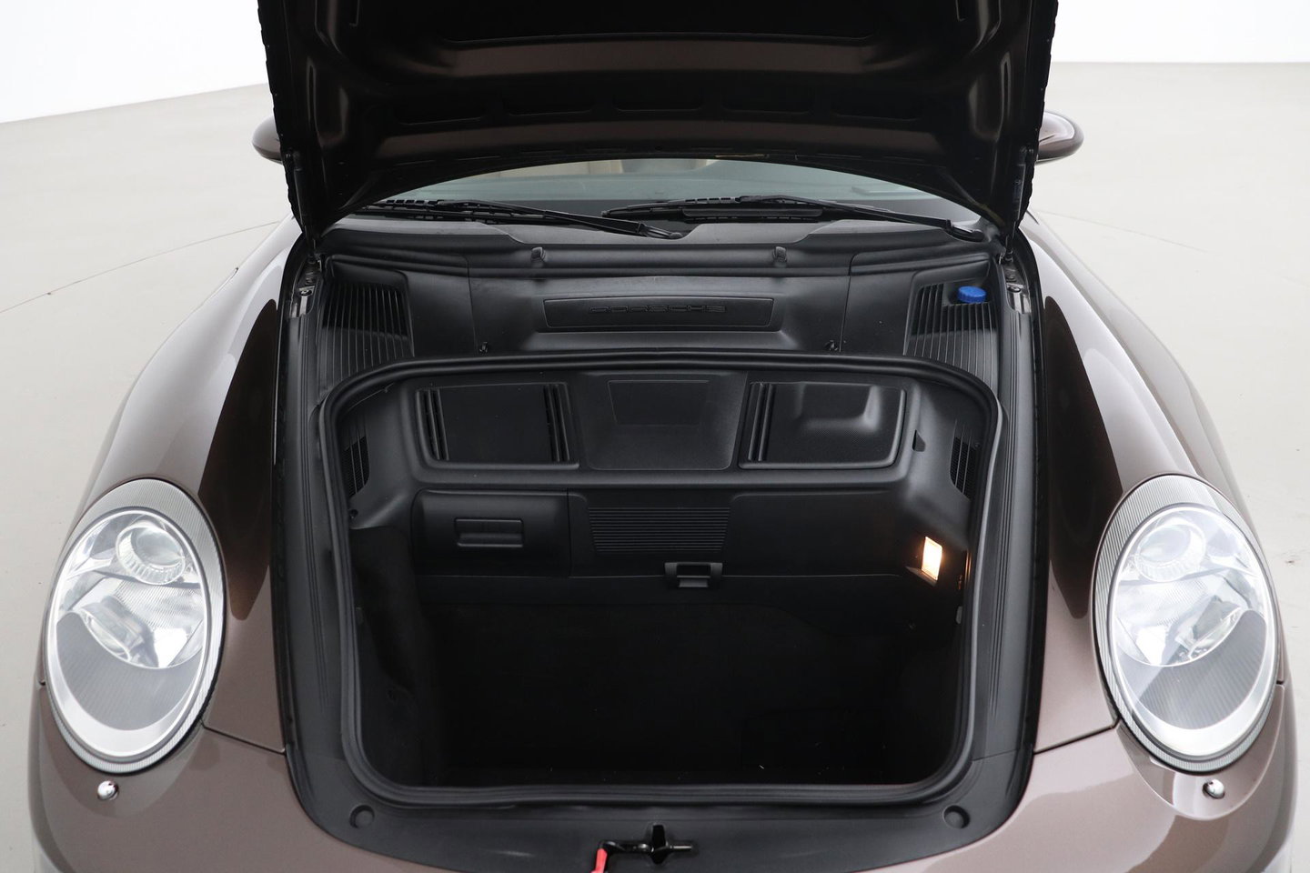 Porsche 911 Cabrio 3.8 Carrera 4S 997.1 | Handgeschakeld | Macadamia Metallic | Memory | 19 inch