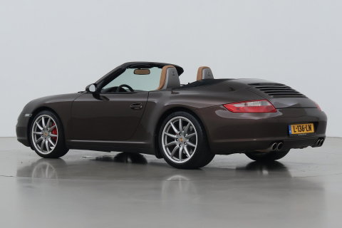 Porsche 911 Cabrio 3.8 Carrera 4S 997.1 | Handgeschakeld | Macadamia Metallic | Memory | 19 inch