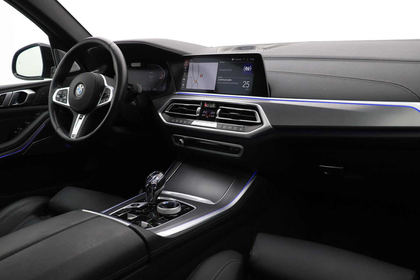 BMW X5 xDrive40d High Executive 7p. | Luchtvering | Bowers&Wilkins | Trekhaak | Panoramadak | Head-Up | 360° Camera