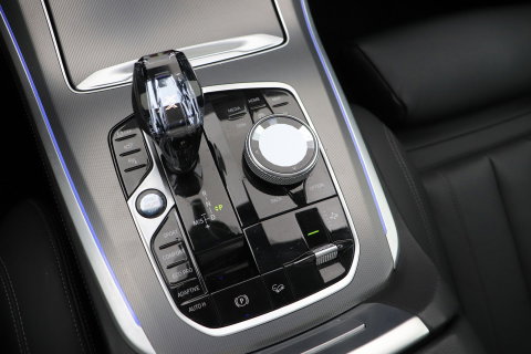 BMW X5 xDrive40d High Executive 7p. | Luchtvering | Bowers&Wilkins | Trekhaak | Panoramadak | Head-Up | 360° Camera