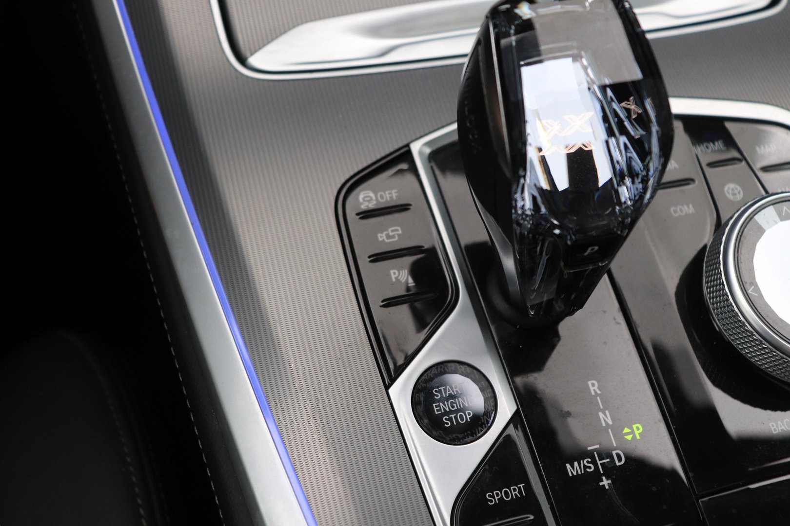 BMW X5 xDrive40d High Executive 7p. | Luchtvering | Bowers&Wilkins | Trekhaak | Panoramadak | Head-Up | 360° Camera