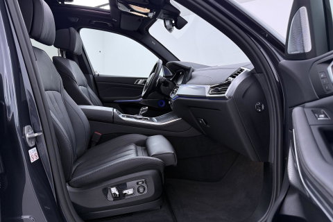 BMW X5 xDrive40d High Executive 7p. | Luchtvering | Bowers&Wilkins | Trekhaak | Panoramadak | Head-Up | 360° Camera