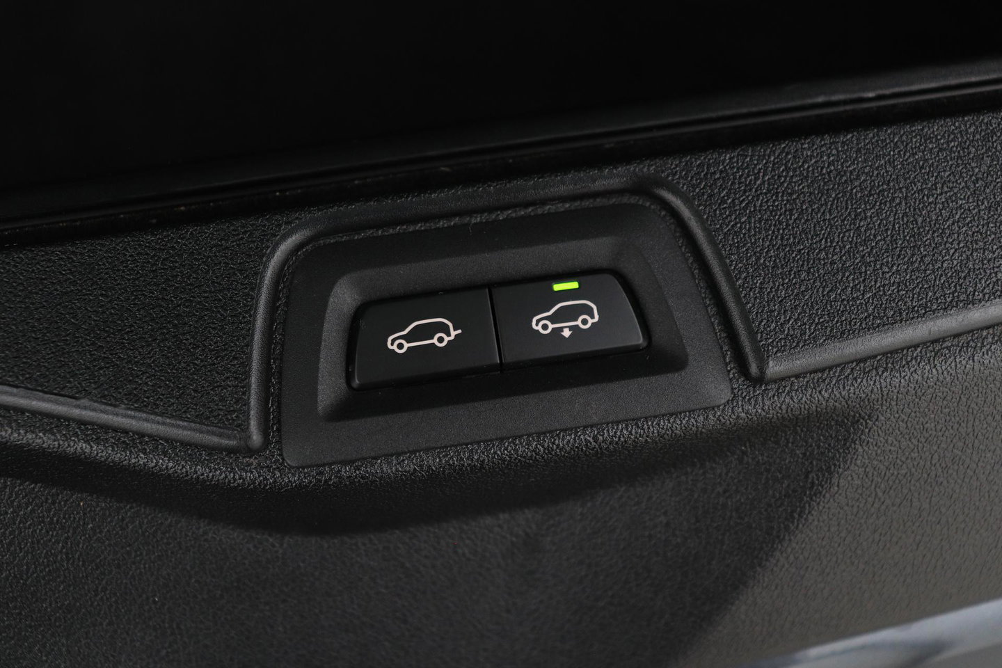 BMW X5 xDrive40d High Executive 7p. | Luchtvering | Bowers&Wilkins | Trekhaak | Panoramadak | Head-Up | 360° Camera