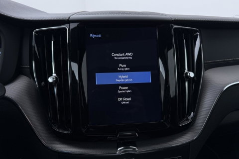 Volvo XC60 T8 Twin Engine R-Design | ACC | Panoramadak | Harman/Kardon | 360° Camera | Head-Up | Keyless | Memory